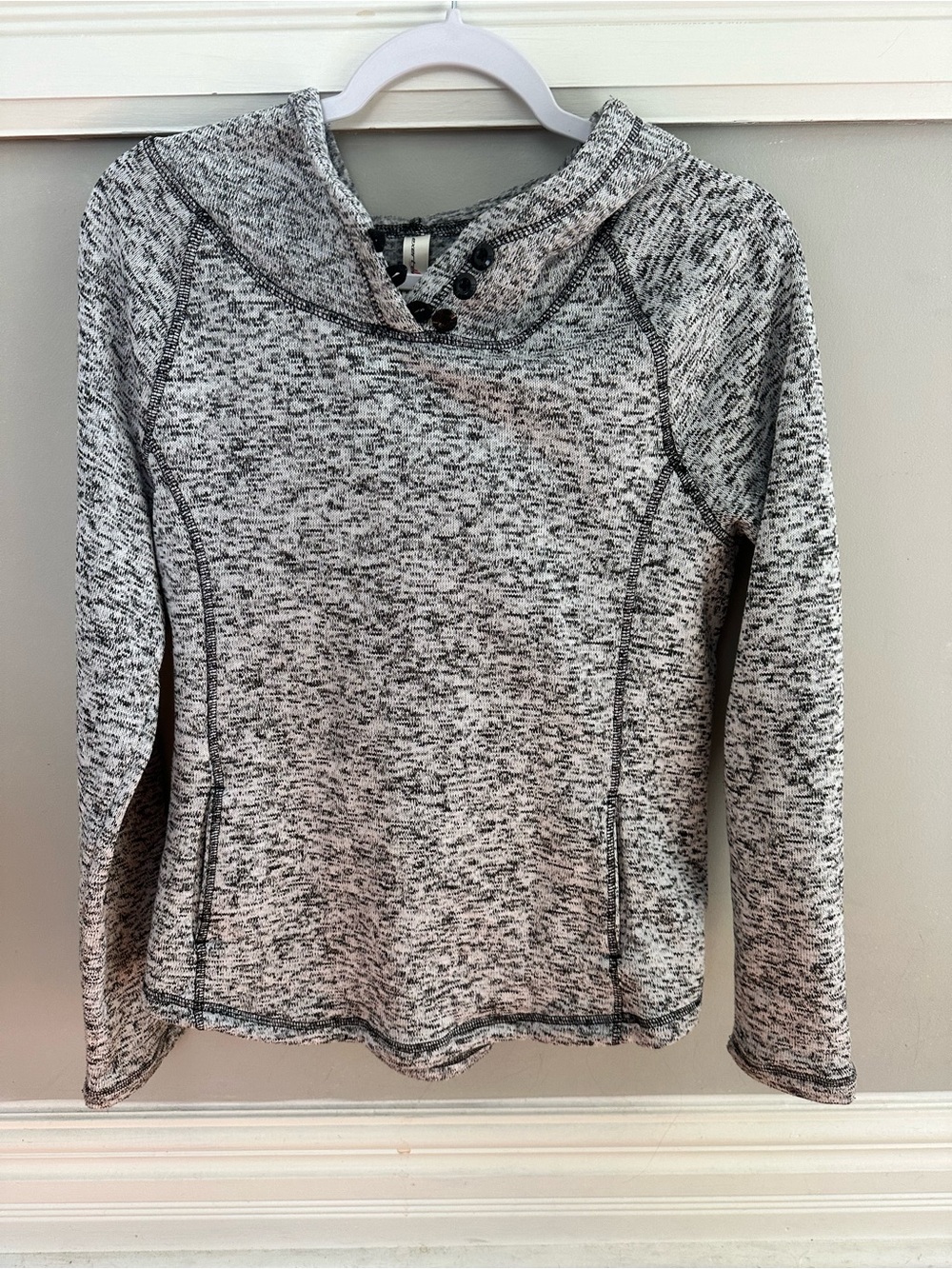 exertek Heathered Gray Button-Detail Hooded Pullover